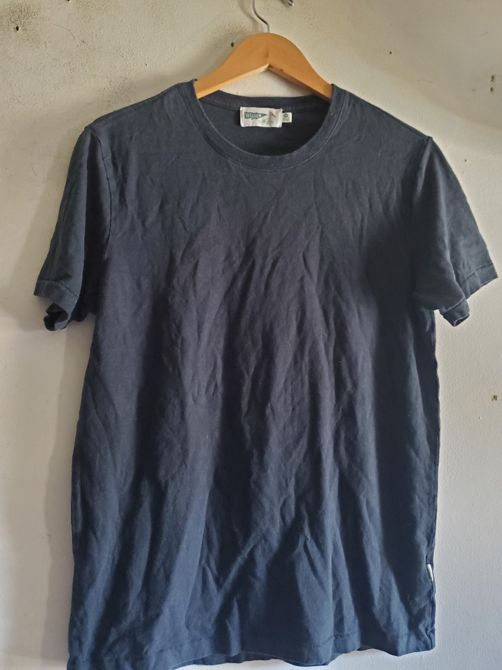 WELLEN Classic Men's Crew Neck T-Shirt - Blue.